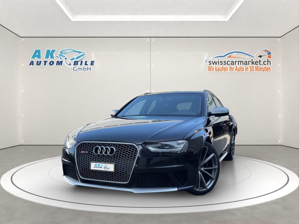 Audi RS4 Avant Gebrauchtwagen-Angebote in der Schweiz – Frontansicht des Sportwagens