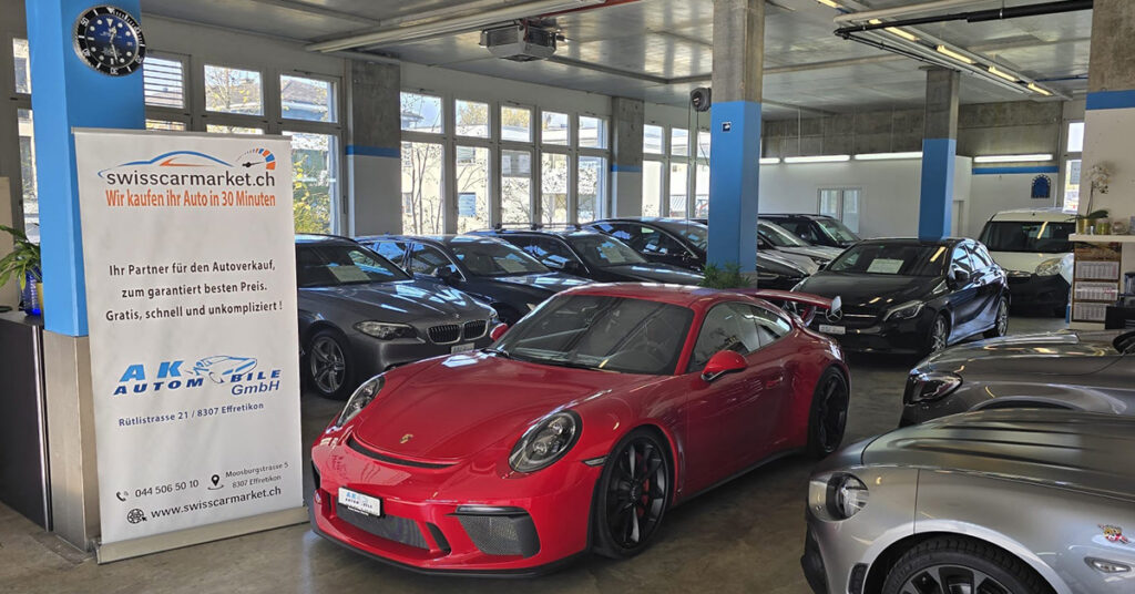 Showroom mit Autos zu verkaufen bei SwissCarMarket - geprüfte Gebrauchtwagen und Neuwagen in der Schweiz